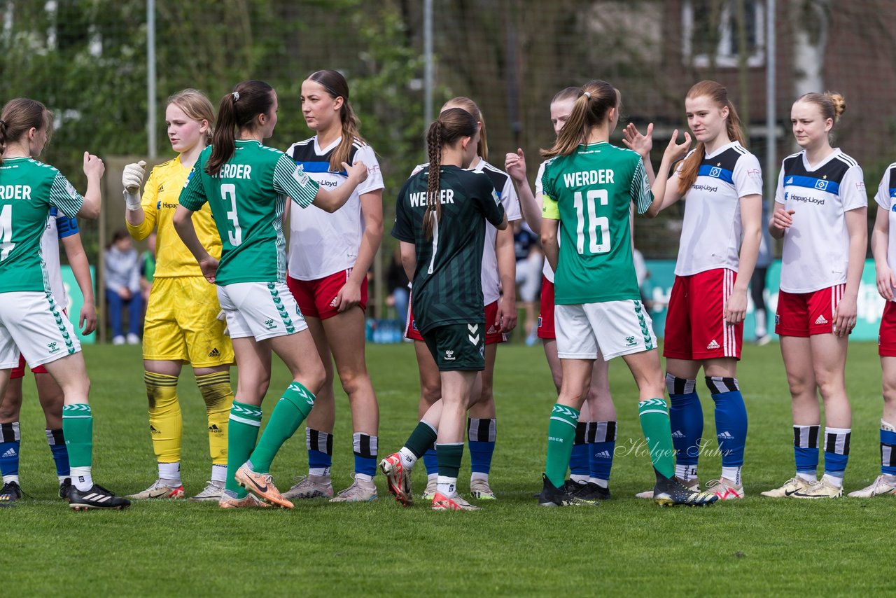 Bild 98 - wBJ Hamburger SV - SV Werder Bremen : Ergebnis : 1:3